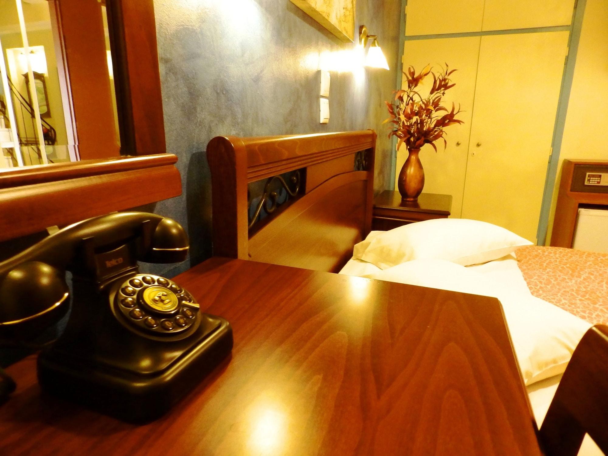 Pergamos Hotel Athens